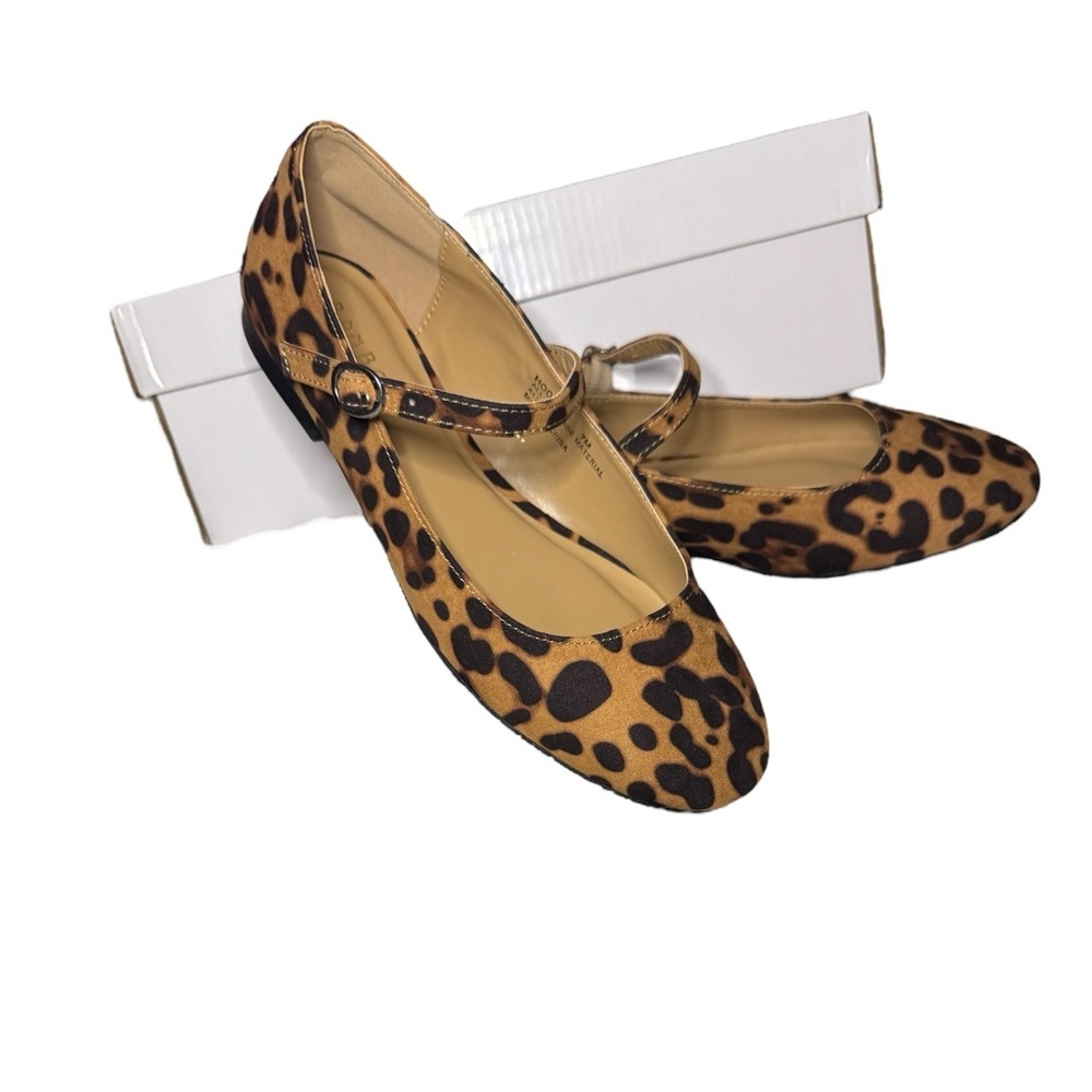 Bamboo Leopard Women’s Flats Brand new with box.